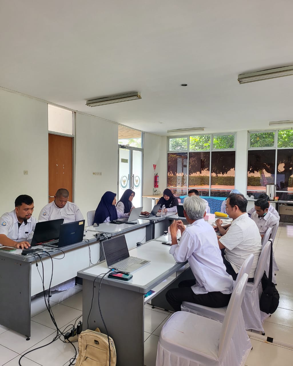 Pelatihan penggunaan aplikasi di Balai Pengujian Kesehatan Ikan dan Laut 